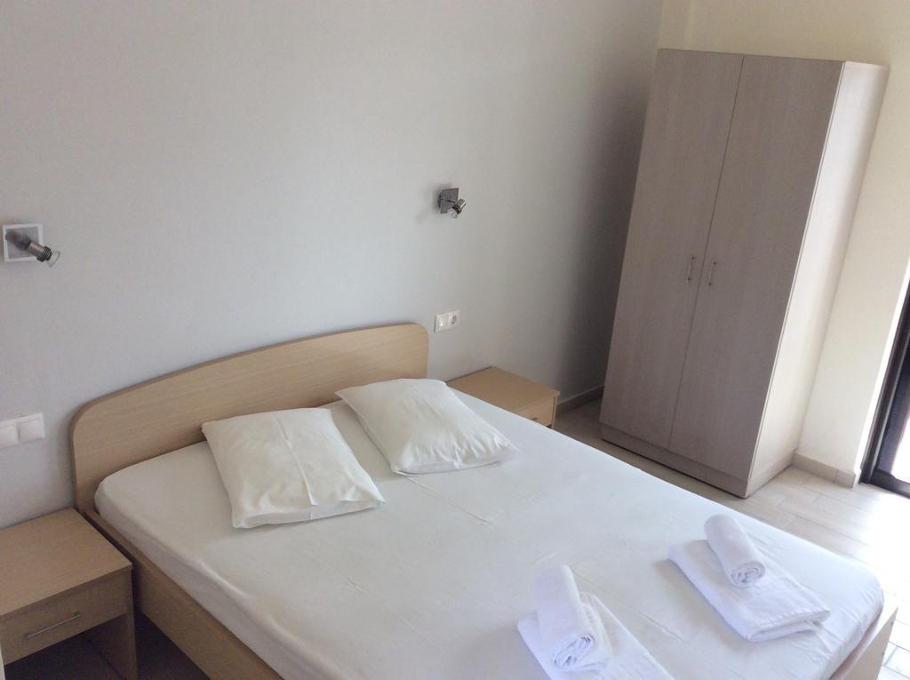 Elena Rooms Plakias Bilik gambar