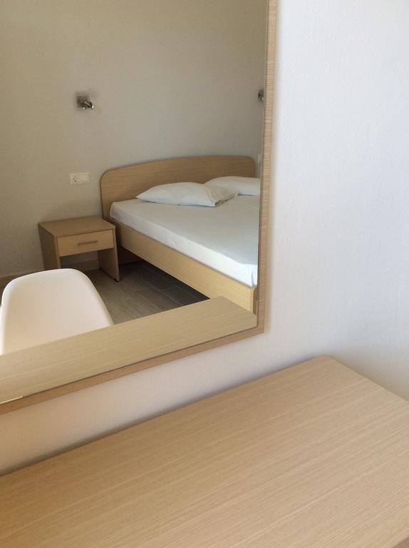 Elena Rooms Plakias Bilik gambar